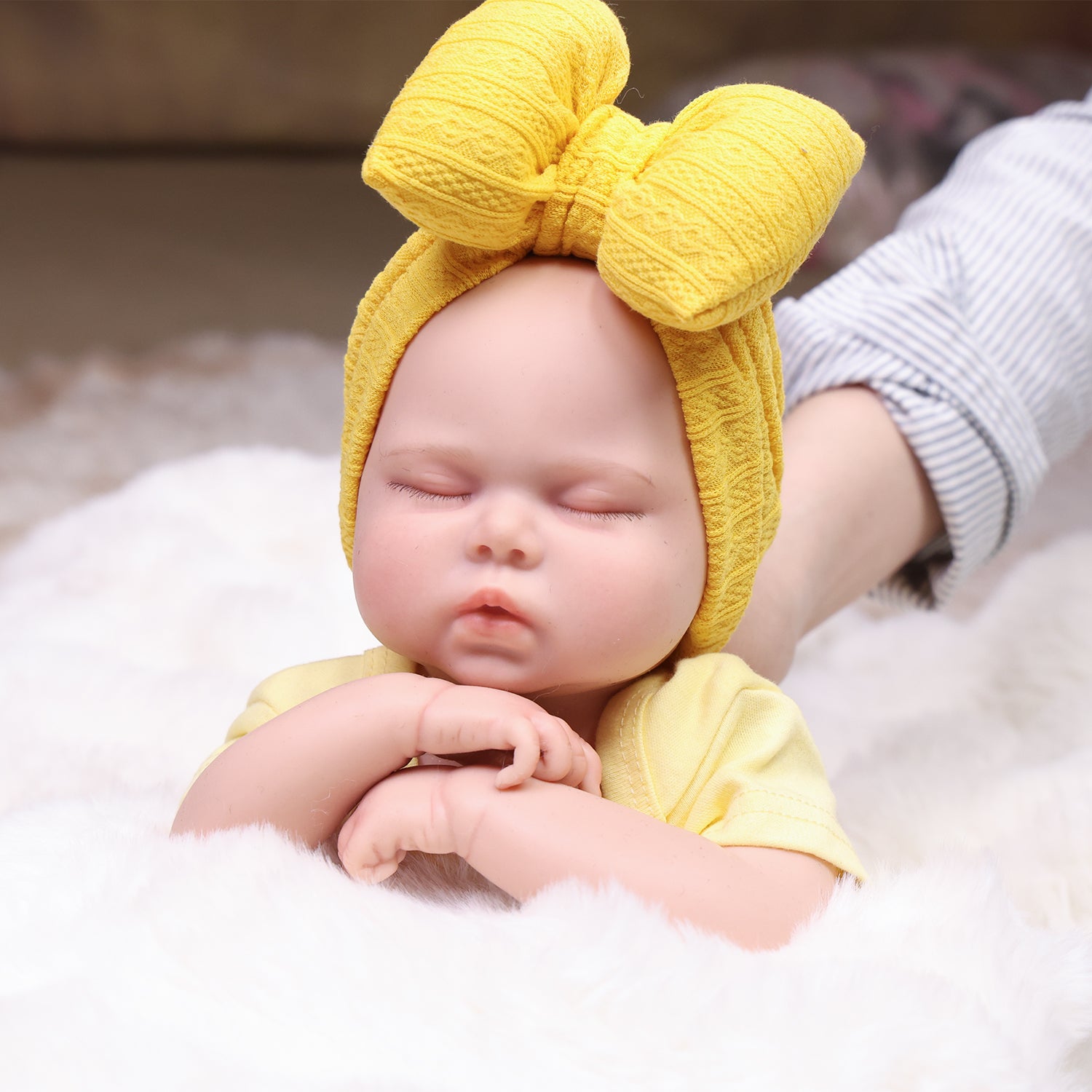 KEIUMI Gracie 18 inch Realistic Solid Silicone Sleeping Baby Girl – A Sweet Gift for Cherished Moments